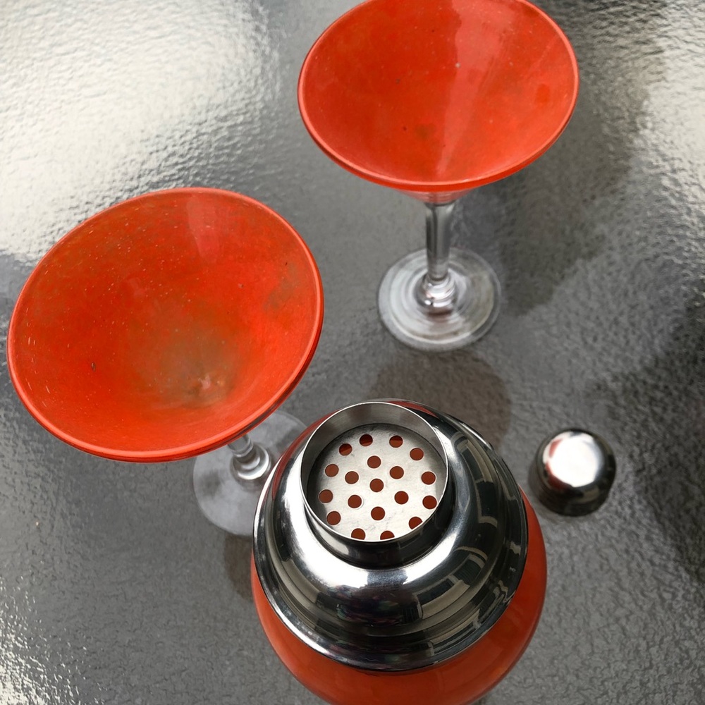 Vintage Blown glass martini glasses & Shaker - Picture 2 of 6
